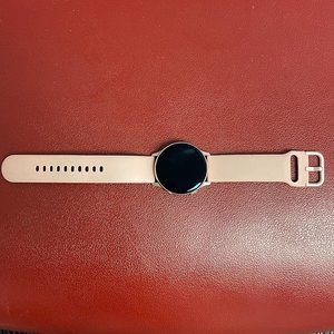 Galaxy Watch Active2 (40mm), Pink band, Gold face
